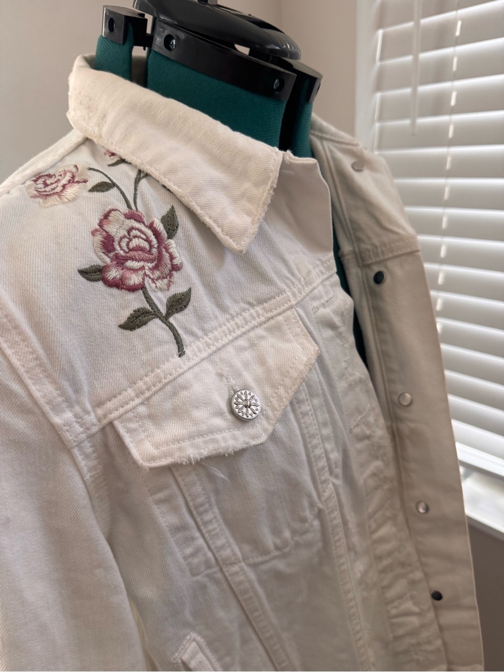 DRIFTWOOD White Denim Jacket with Pink Rose Embroidery - Picture 3 of 6